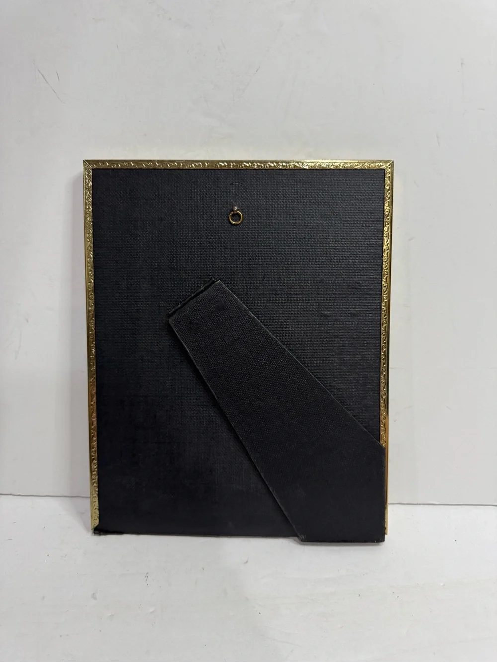 Thin Gold Beaded Edge Frame